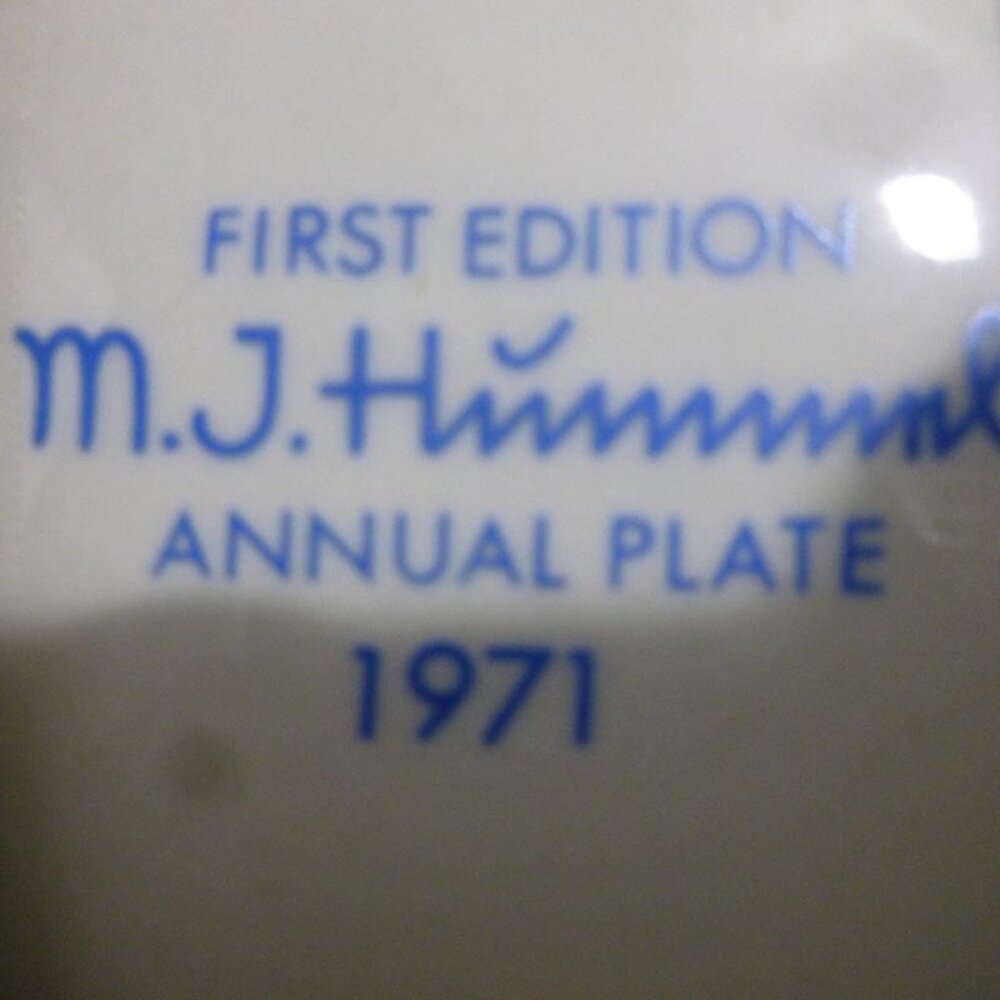 HUMMEL W.GERMANY PORCELAIN 7 1/2" ANNUAL PLATE # 264 FIRST ISSUE 1971s MKD 8125 - Picture 5 of 6